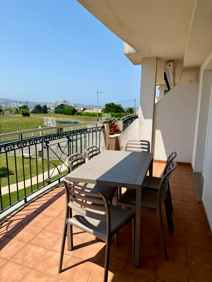 Piso con terraza y vistas a la ría en Barreiros